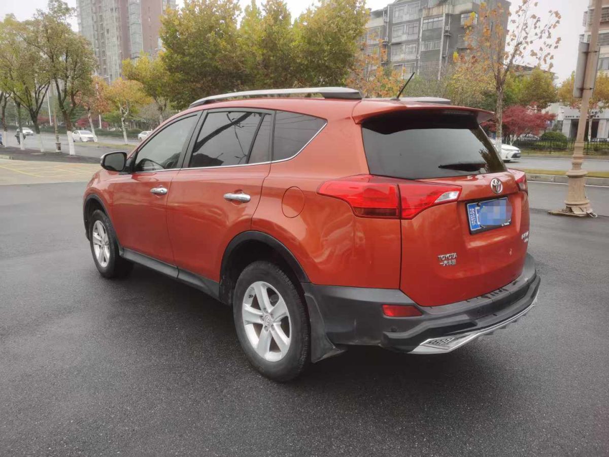 豐田 RAV4  2013款 2.0 兩驅(qū)都市版圖片