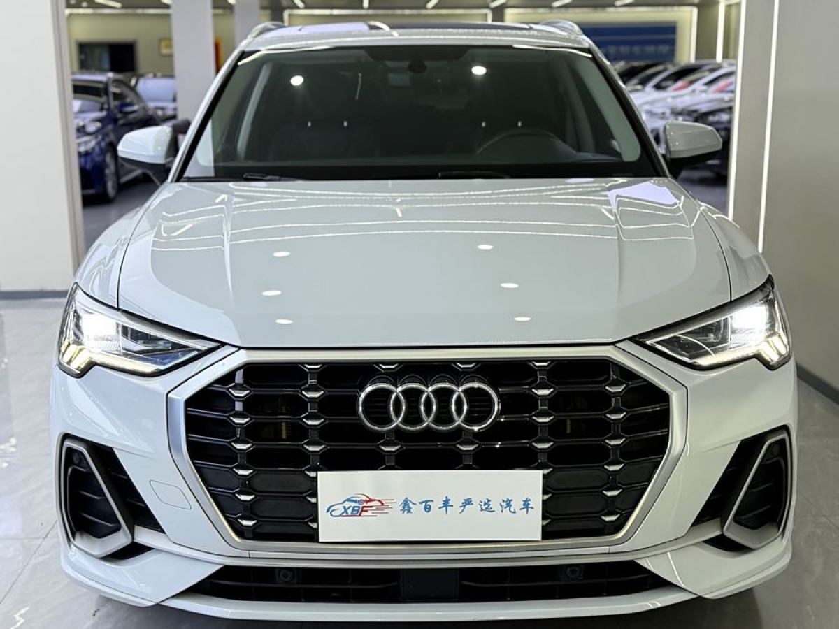 奧迪 奧迪Q3  2020款 35 TFSI 時(shí)尚動(dòng)感型圖片