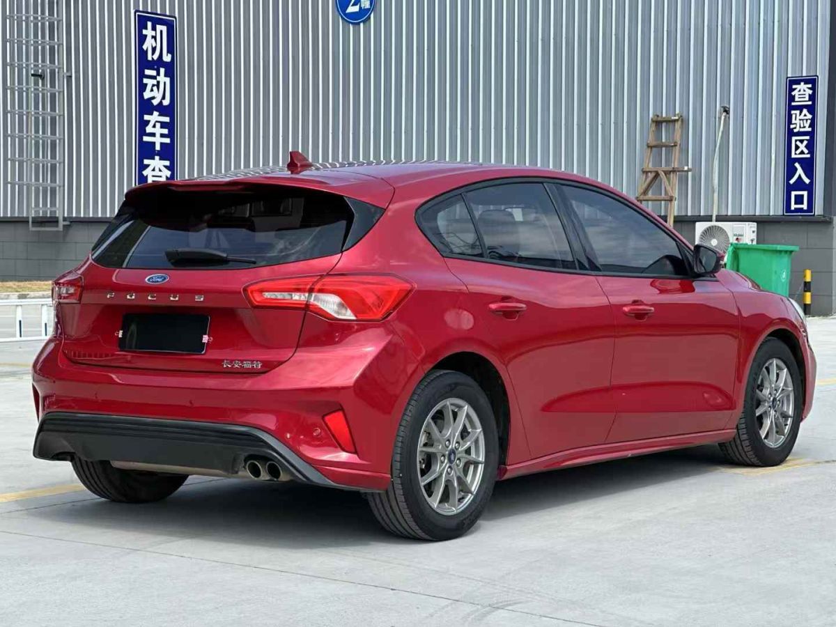 福特 ?？怂? 2020款 三廂 1.5L 手動鋒躍型圖片