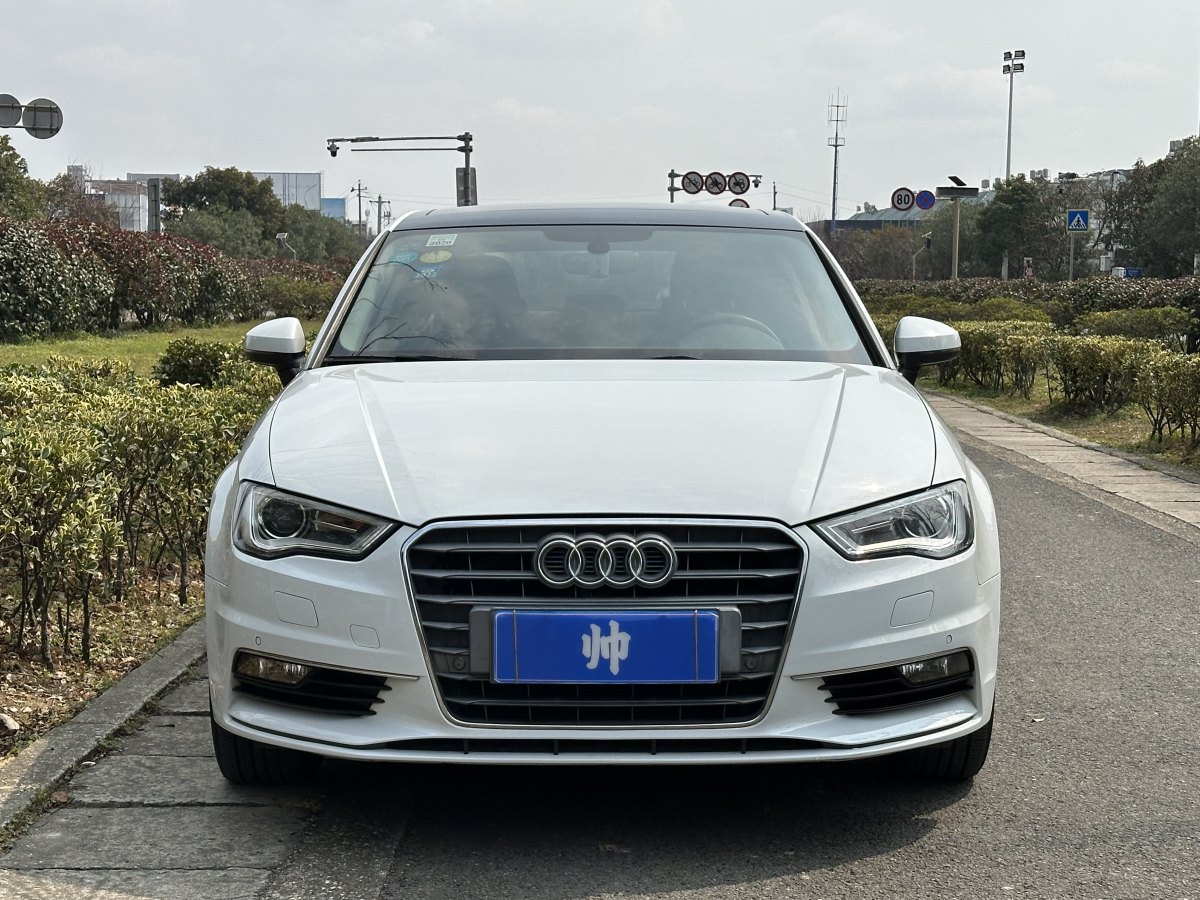 奧迪 奧迪A3  2016款 Limousine 35 TFSI 領(lǐng)英型圖片