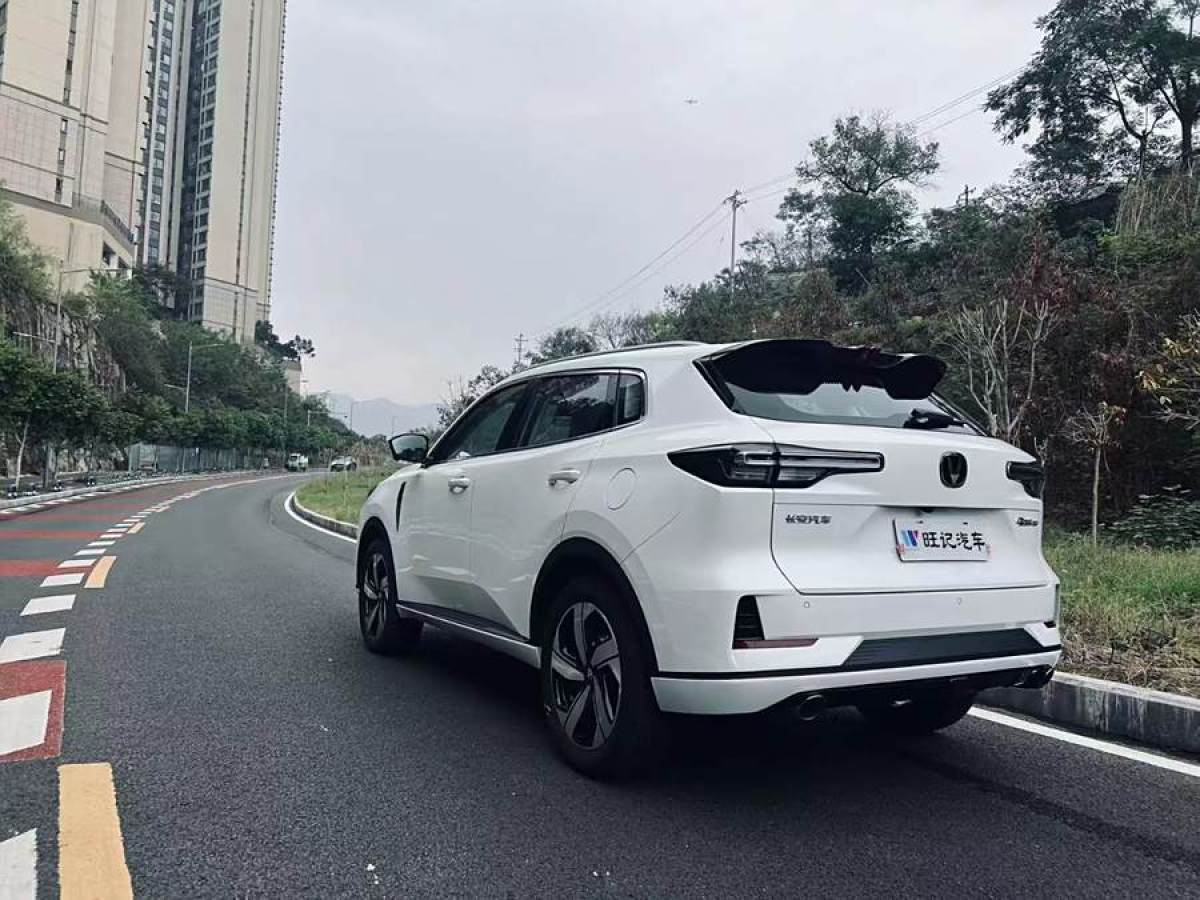 2023年10月長(zhǎng)安 CS55 PLUS  2024款 第三代 1.5T DCT尊貴型