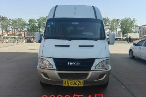 都靈 依維柯 2.5T-A32基本型