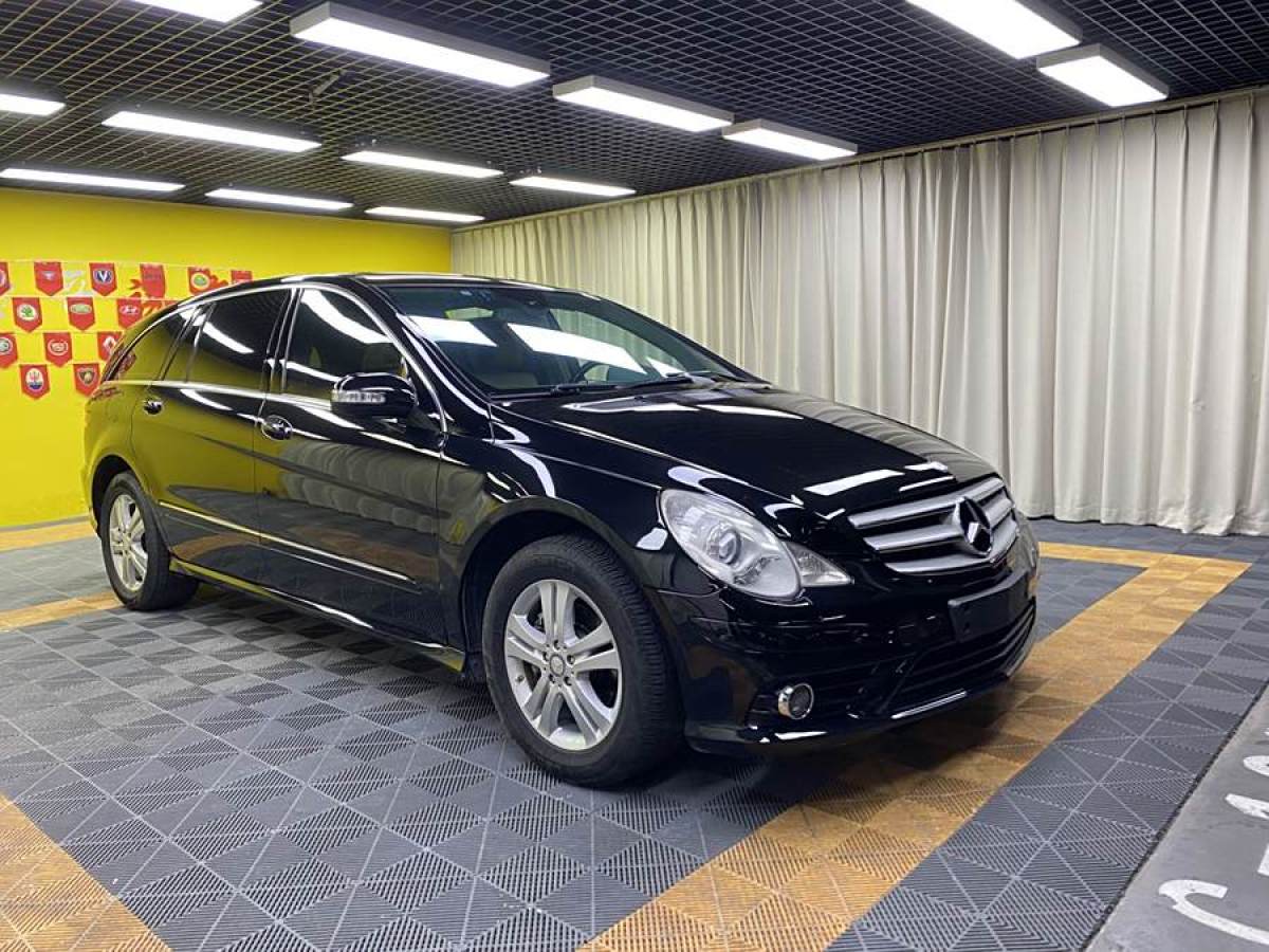 2008年10月奔馳 奔馳R級  2007款 R 350 L 4MATIC