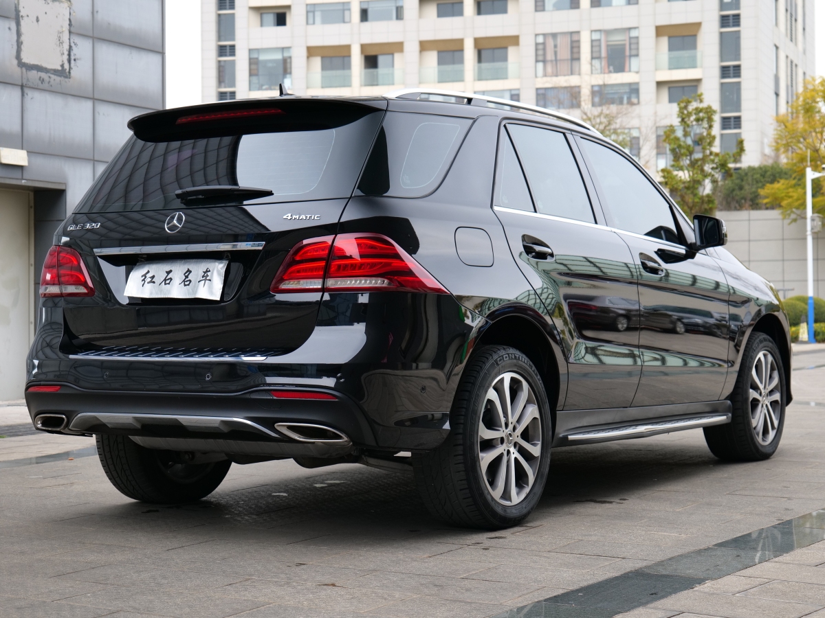 奔馳 奔馳GLE  2017款 GLE 320 4MATIC 動(dòng)感型圖片