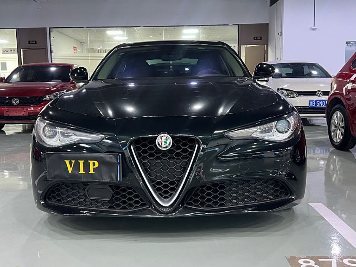 阿爾法·羅密歐 Giulia  2017款 2.0T 280HP 豪華版圖片