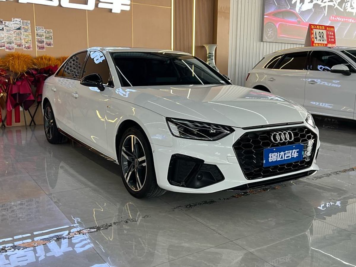 奧迪 奧迪A4L  2022款 40 TFSI 豪華動(dòng)感型圖片