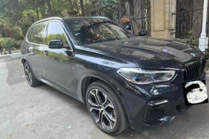 宝马X5 宝马 改款 xDrive 40Li 尊享型M运动套装