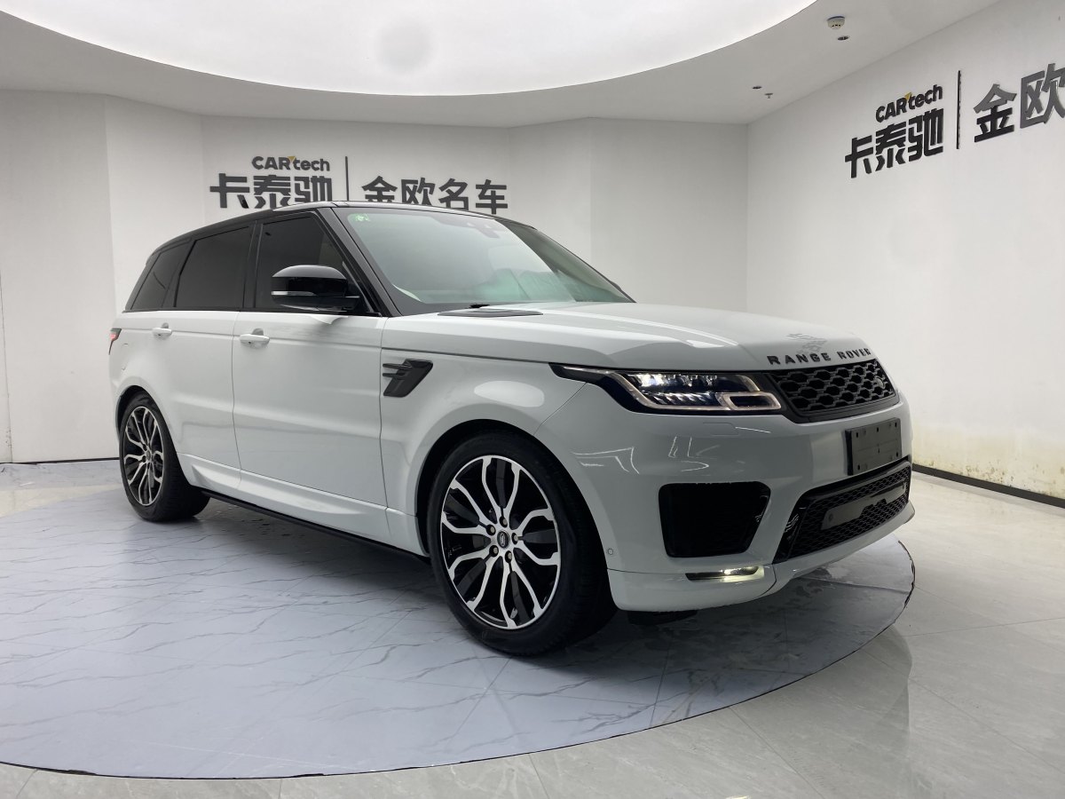 路虎 揽胜运动版  2022款 3.0 L6 耀黑版图片