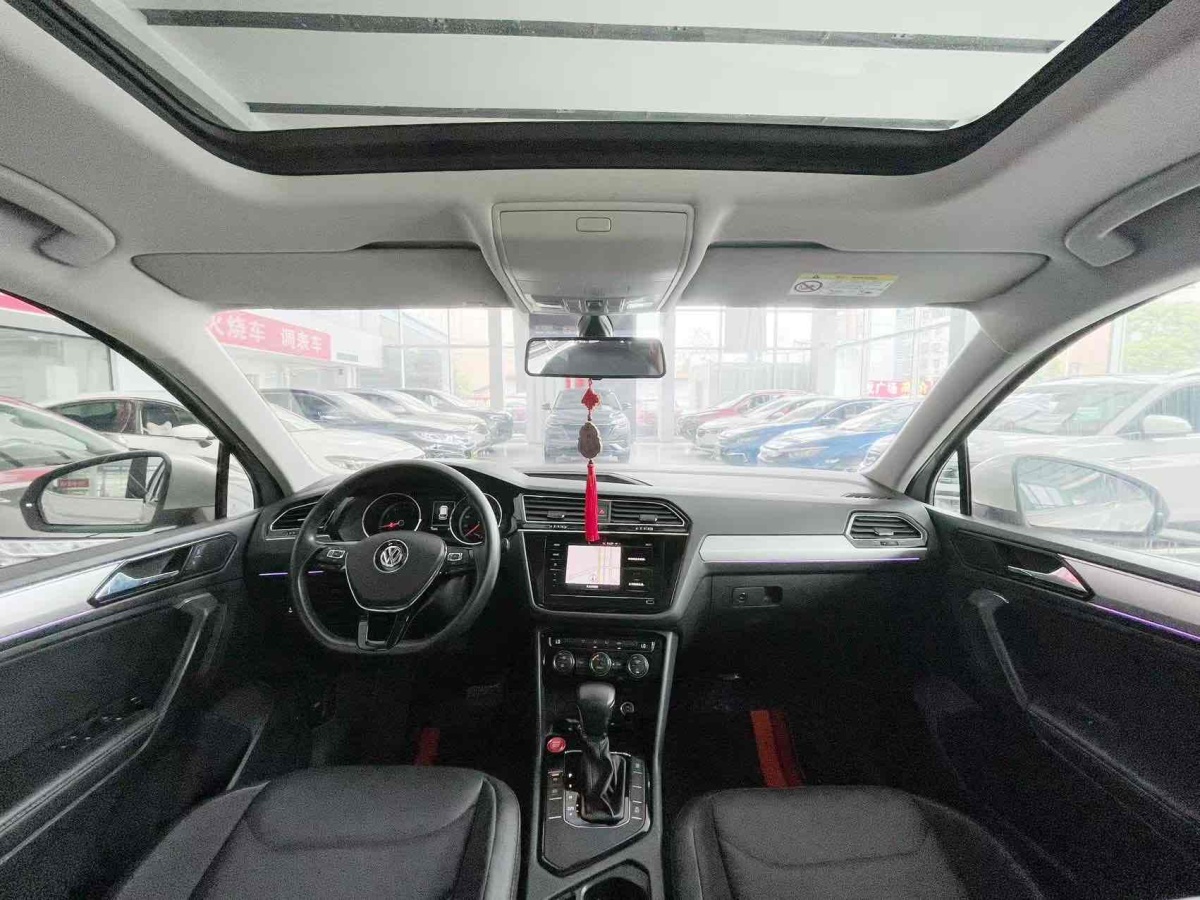 大眾 途觀L  2020款 330TSI 自動(dòng)兩驅(qū)全景舒適版 國(guó)VI圖片