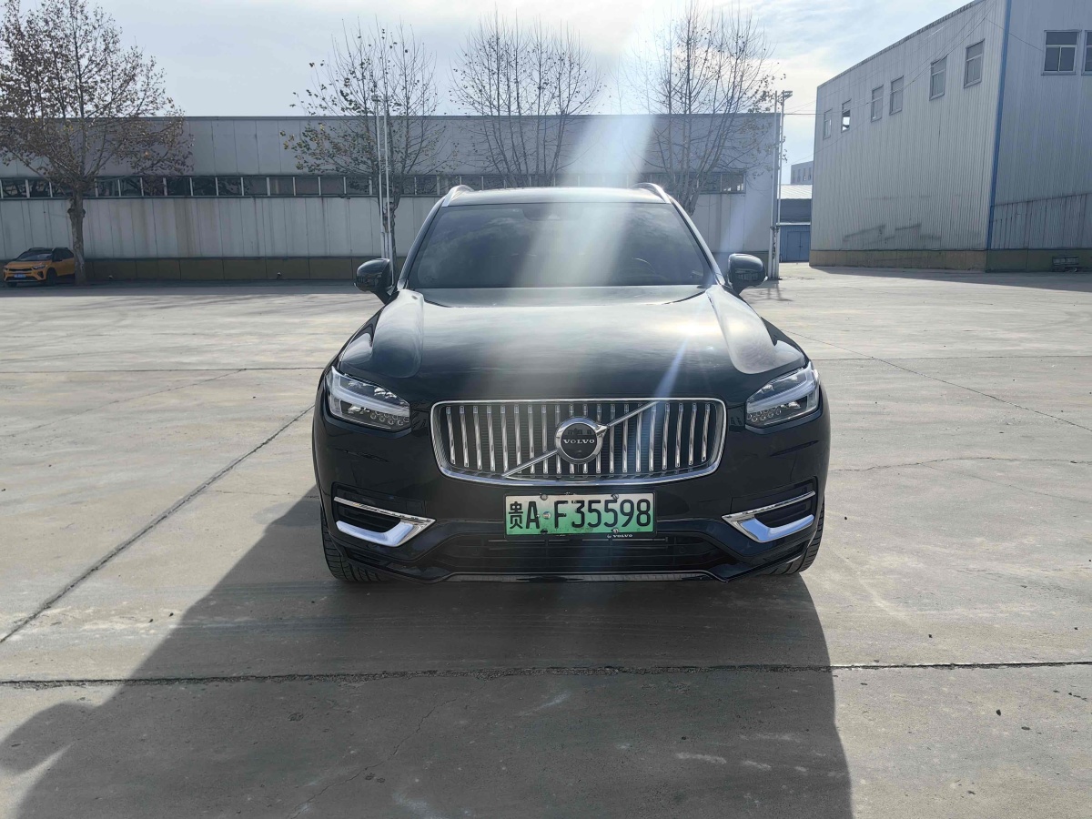 沃爾沃 XC90新能源  2022款 改款 E驅(qū)混動 T8 智尊豪華版 7座圖片