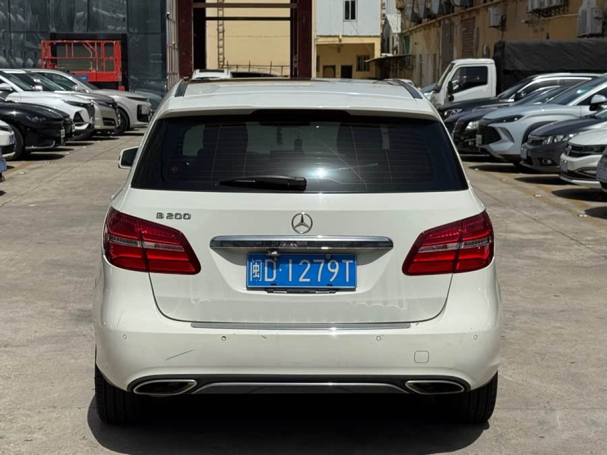 奔馳 奔馳B級(jí)  2015款 B 200 時(shí)尚型圖片