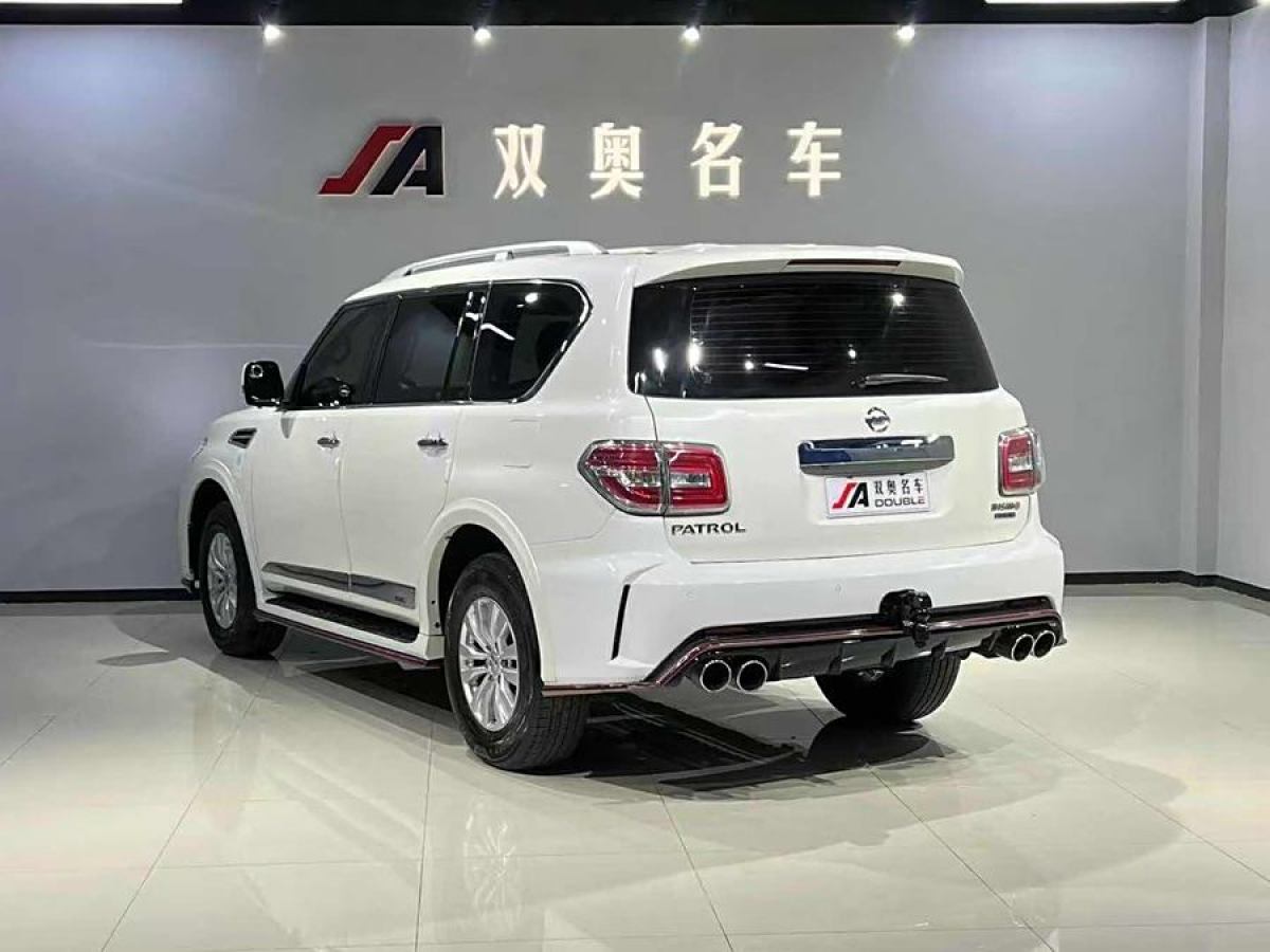 日產(chǎn) 途樂  2018款 4.0L 領英型圖片