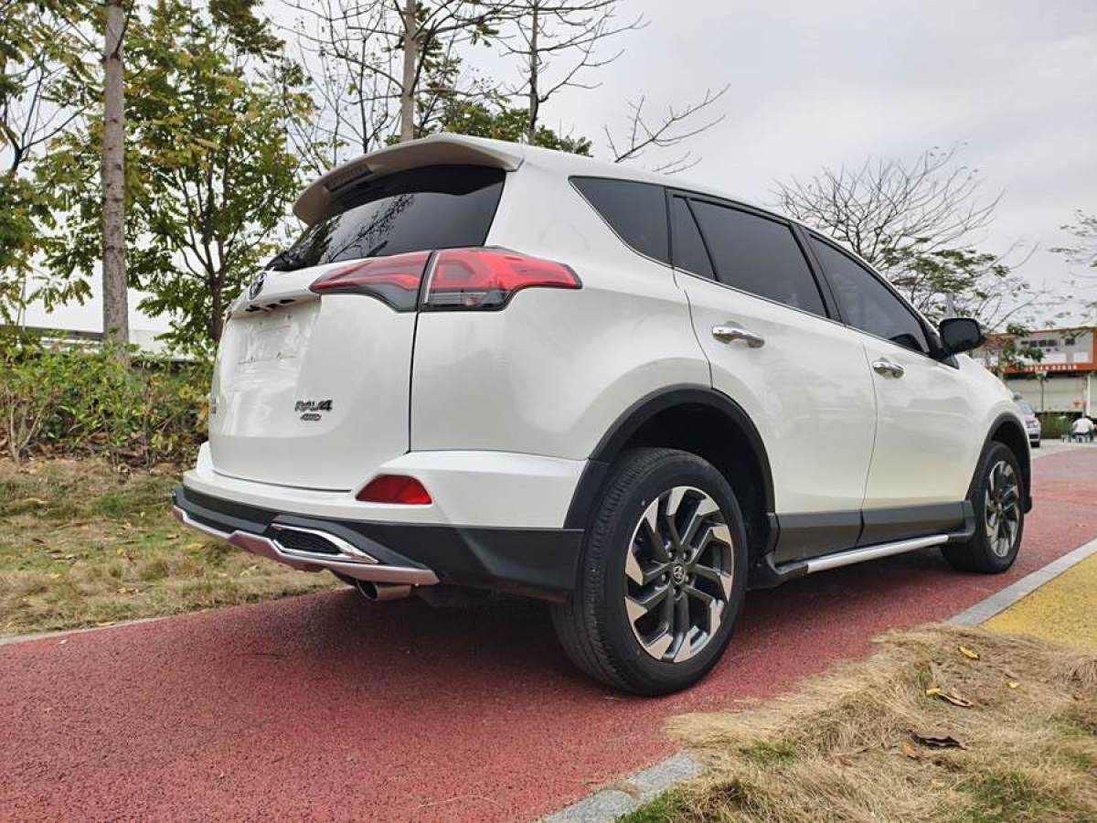 豐田 RAV4榮放  2018款 2.5L 自動四驅(qū)精英i版圖片