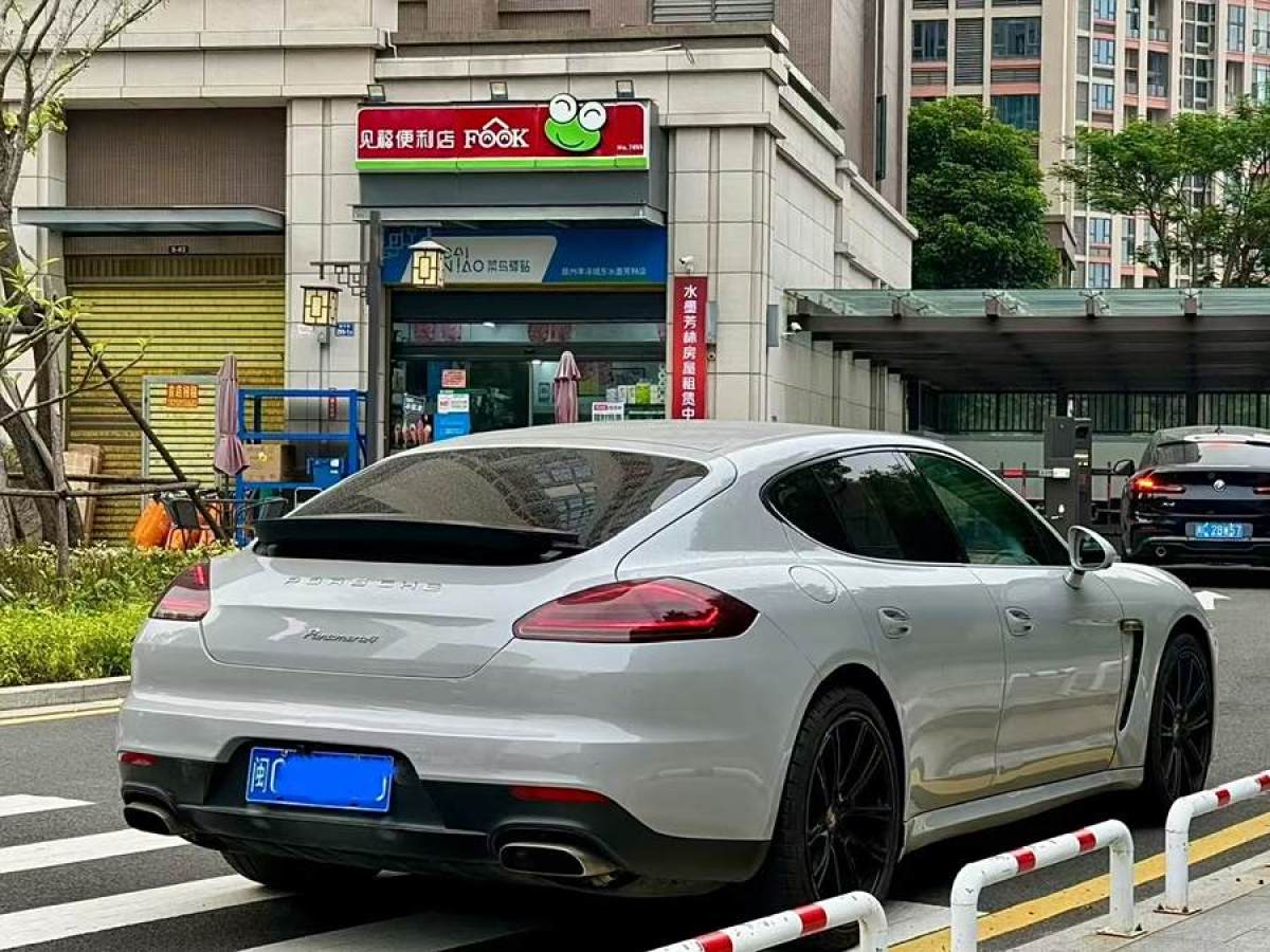 保時(shí)捷 Panamera  2014款 Panamera 4 3.0T圖片