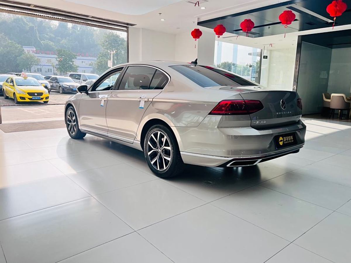 大眾 邁騰  2020款 330TSI DSG 領(lǐng)先型圖片