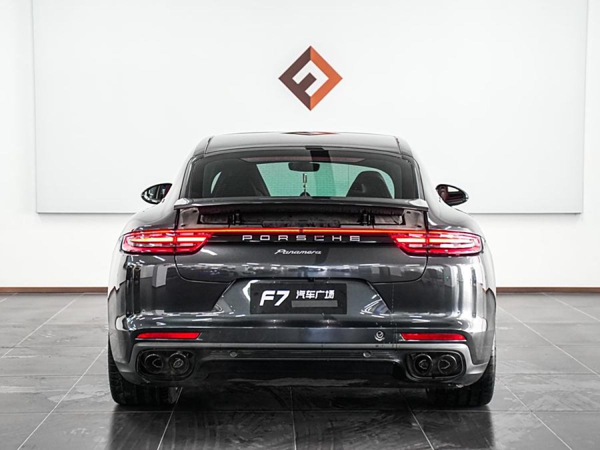 保時(shí)捷 Panamera  2019款 Panamera 4 行政加長(zhǎng)版 2.9T圖片