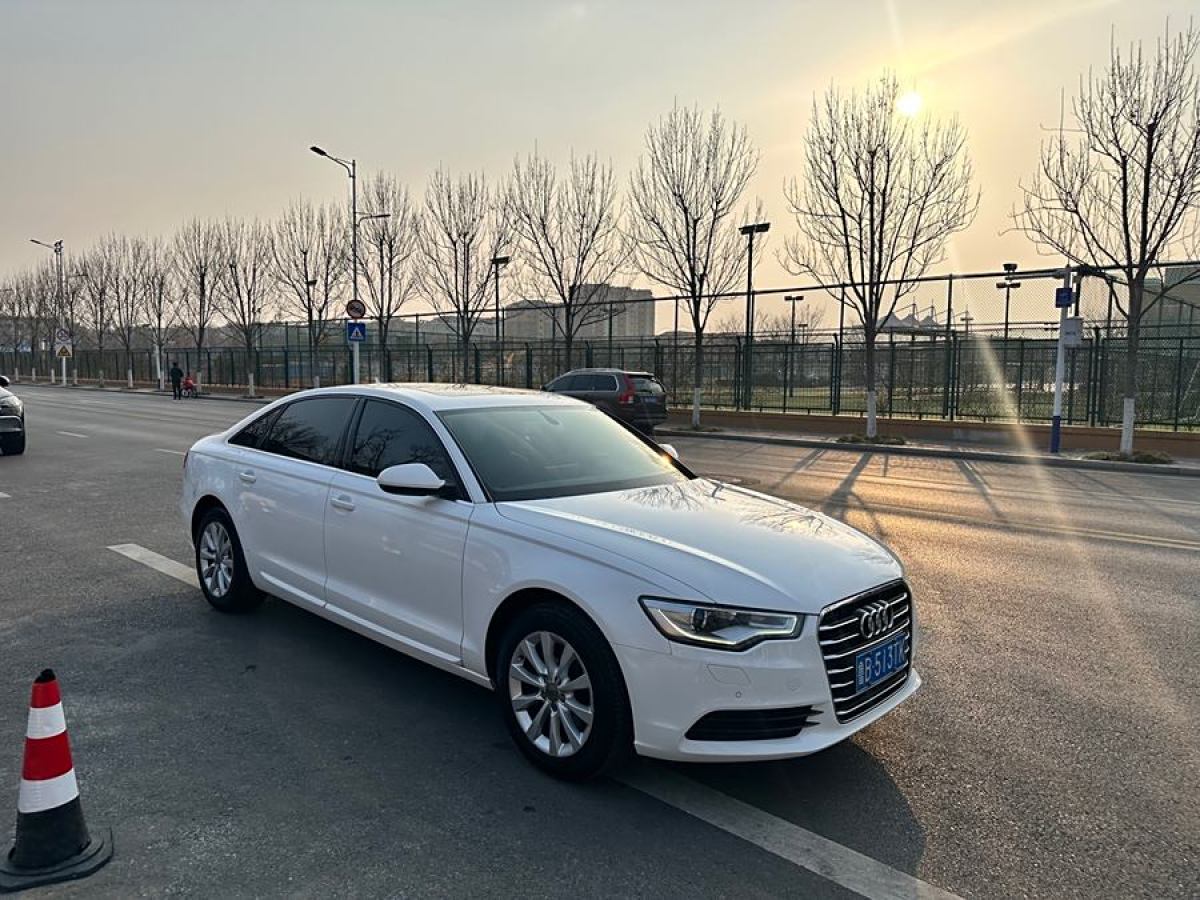 奧迪 奧迪A6L  2014款 TFSI 標(biāo)準(zhǔn)型圖片