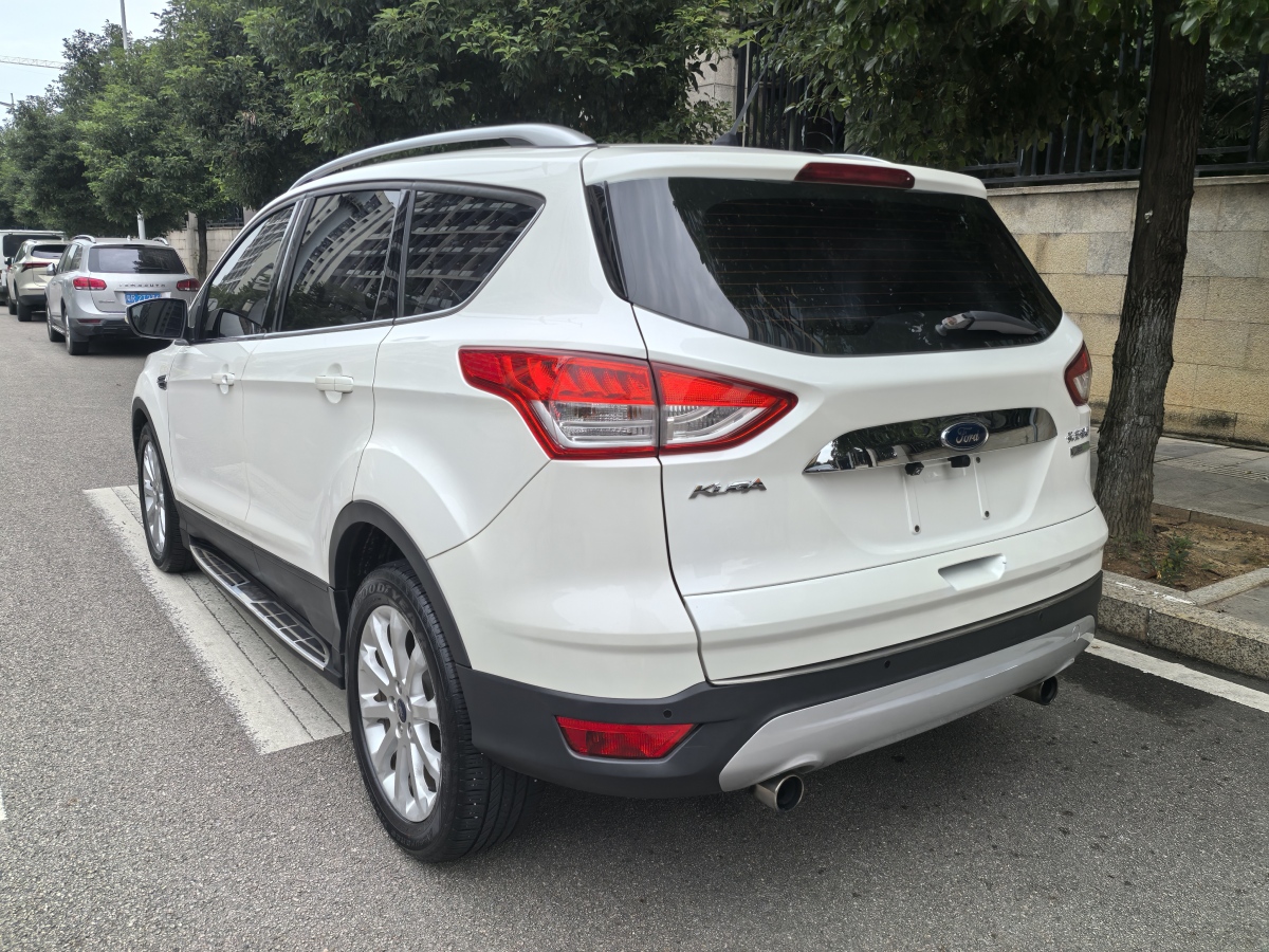 2015年10月福特 翼虎  2015款 1.5L GTDi 兩驅舒適型