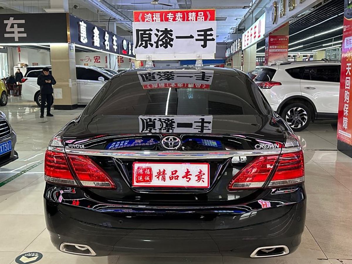 豐田 皇冠  2012款 2.5L Royal 導(dǎo)航版圖片