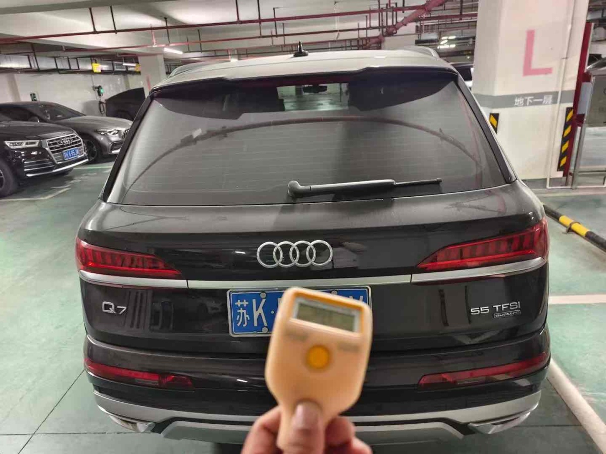 奧迪 奧迪Q7  2023款 55 TFSI quattro S 尊貴型圖片