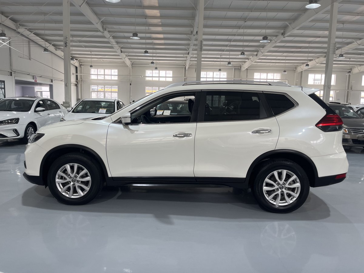 日產(chǎn) 奇駿  2019款 2.0L CVT智聯(lián)舒適版 2WD圖片