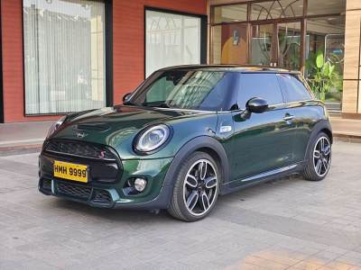 2019年3月 MINI MINI 2.0T COOPER S 賽車手圖片