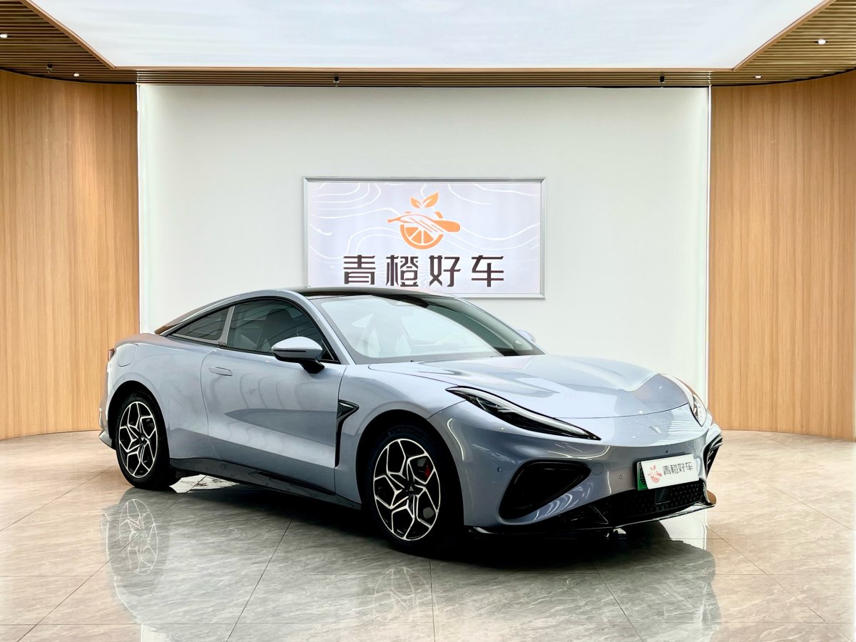 哪吒 哪吒GT  2023款 580 AWD 運(yùn)動(dòng)版圖片