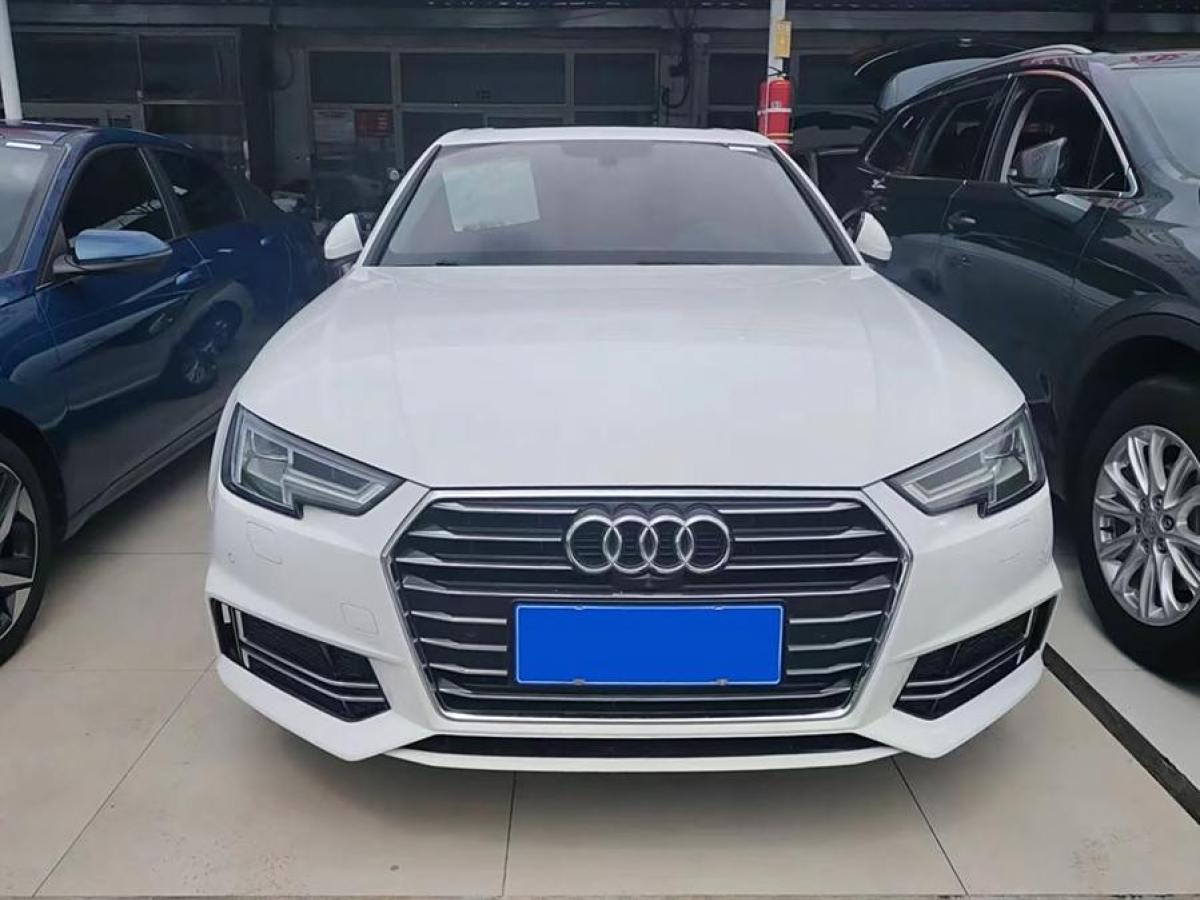 奧迪 奧迪A4L  2019款 40 TFSI 進(jìn)取型 國(guó)VI圖片