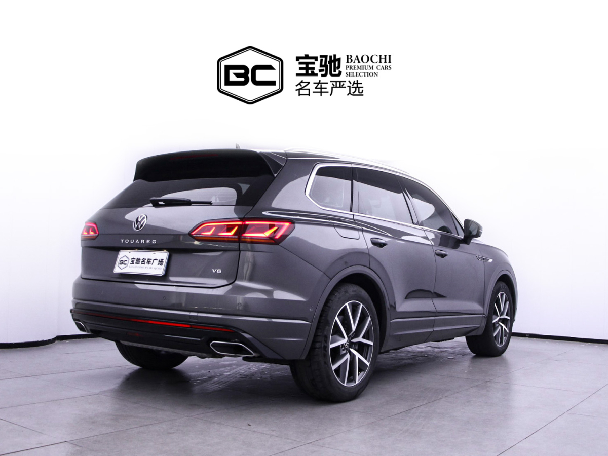 大眾 途銳  2022款 3.0TSI 銳享版 經(jīng)典運(yùn)動(dòng)套裝圖片