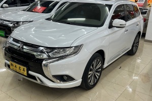 歐藍(lán)德 三菱 改款 2.0L 兩驅(qū)暢享版 5座