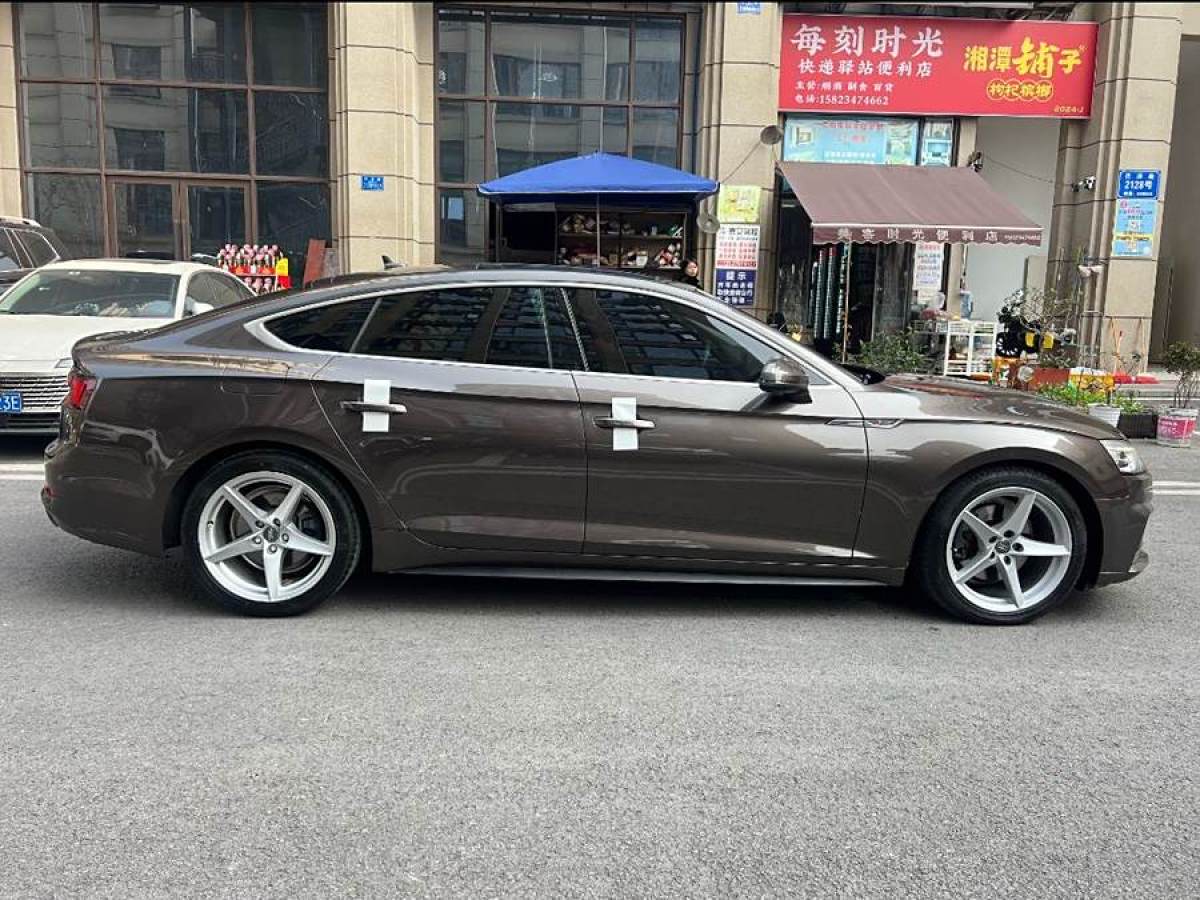 奧迪 奧迪A5  2017款 Coupe 40 TFSI 時(shí)尚型圖片