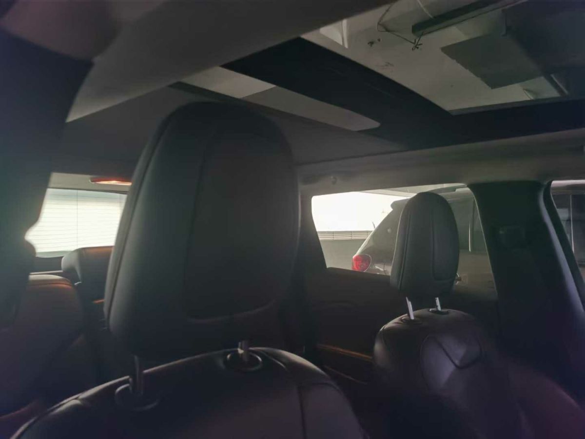 Jeep 自由俠  2018款 180T DCT動能版+圖片