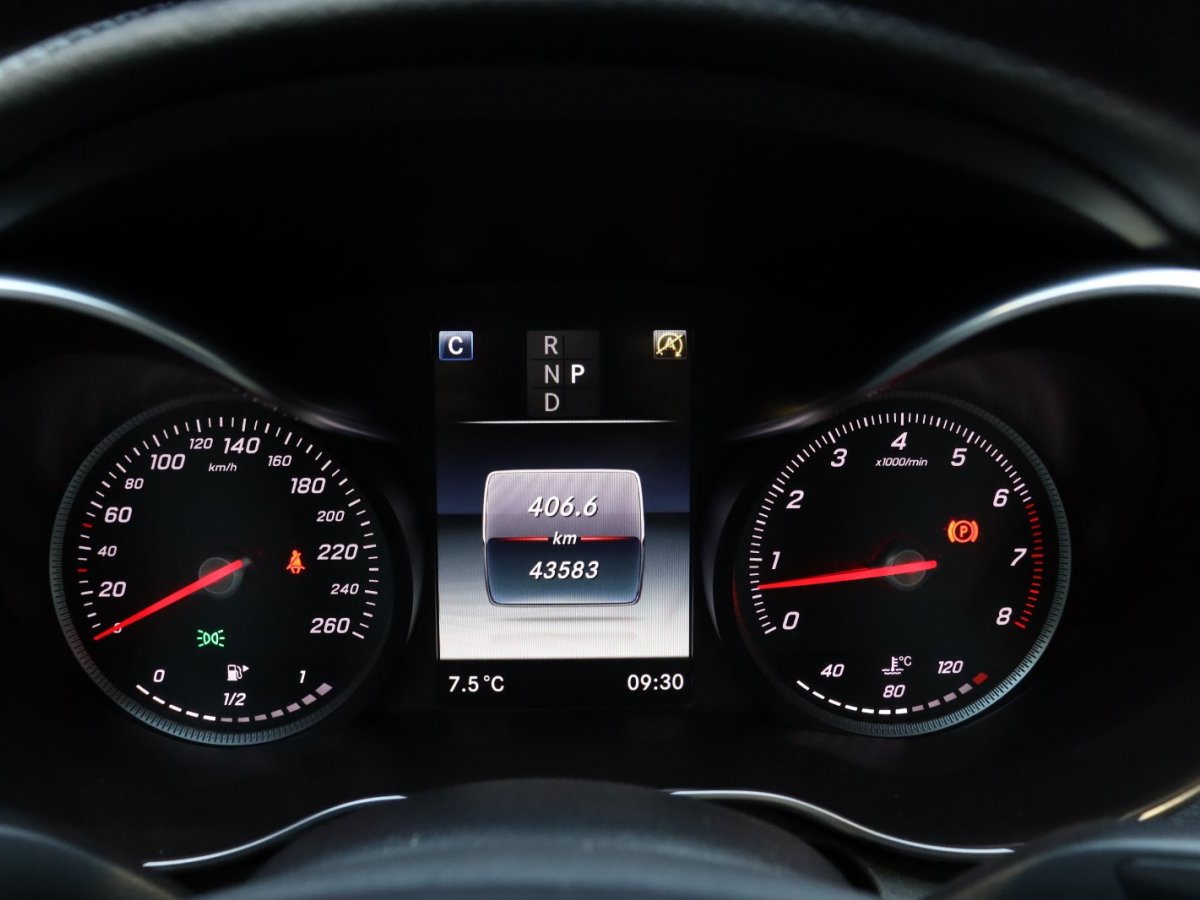 2018年1月奔驰 奔驰C级  2018款 C 200 L 运动版