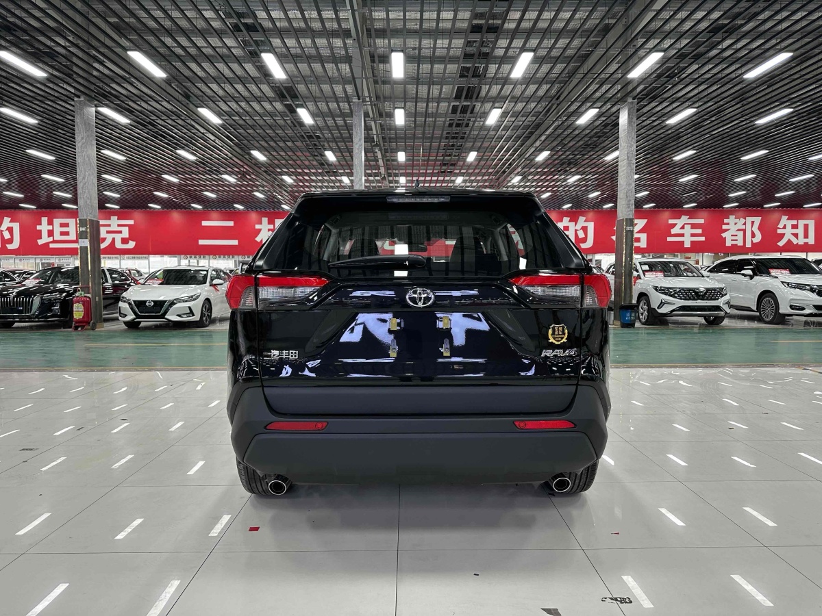 丰田 RAV4  2018款 荣放 2.0L CVT两驱都市版图片