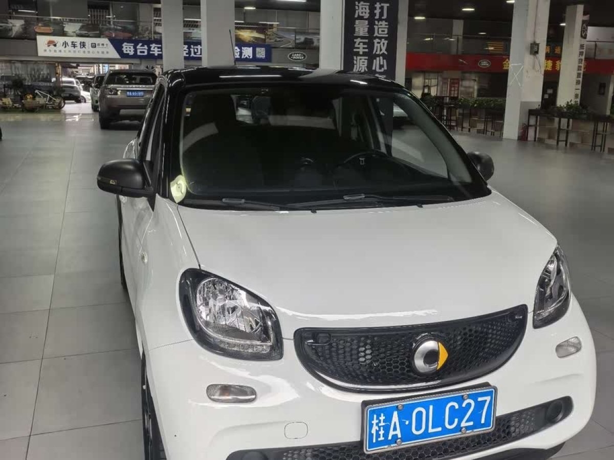 smart forfour  2018款 1.0L 52千瓦激情版圖片