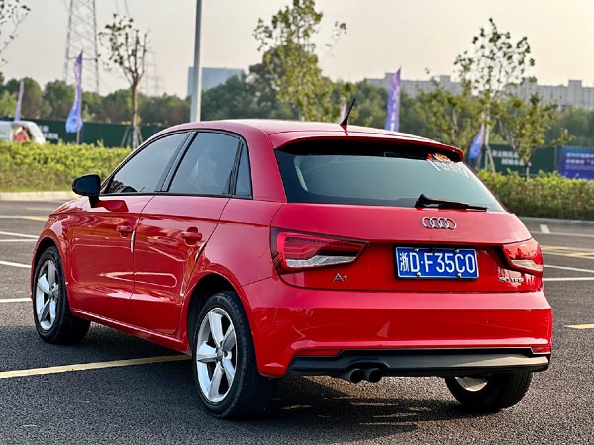 2017年2月奧迪 奧迪A1  2016款 30 TFSI Sportback Design風尚版