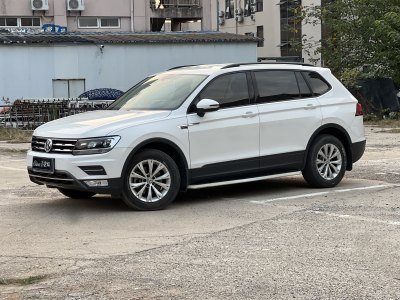 2017年9月 大眾 途觀L 330TSI 自動兩驅(qū)風(fēng)尚版圖片