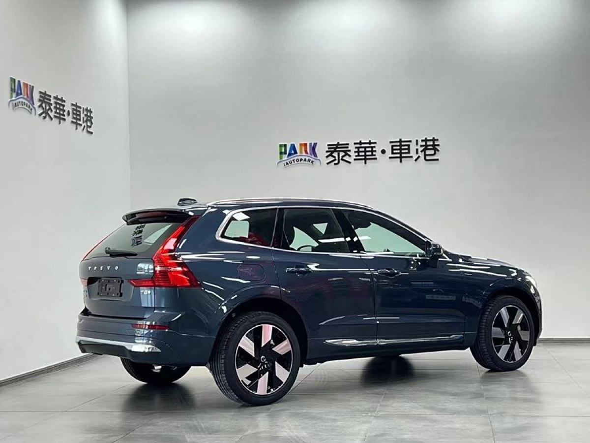 沃爾沃 XC60新能源  2025款 插電式混動(dòng) 長續(xù)航四驅(qū)智雅豪華版圖片