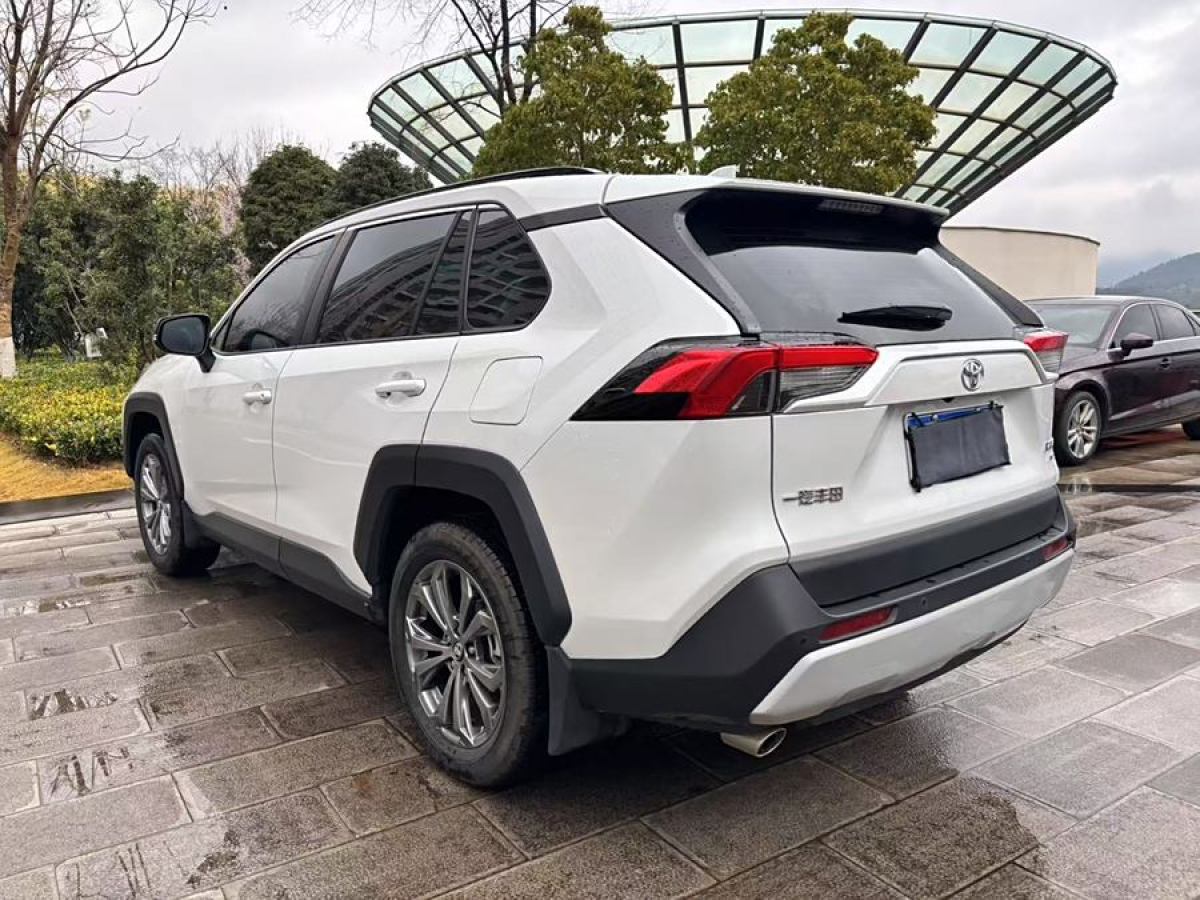 豐田 RAV4榮放  2024款 2.0L CVT四驅(qū)探險(xiǎn)Plus版圖片