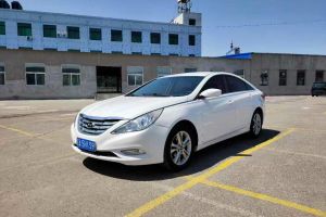 朗動(dòng) 現(xiàn)代 1.6L 自動(dòng)時(shí)尚型