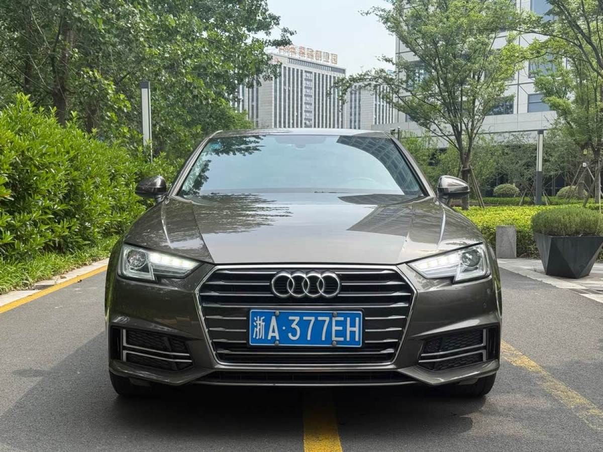 奧迪 奧迪A4L  2019款 40 TFSI 進取型 國VI圖片