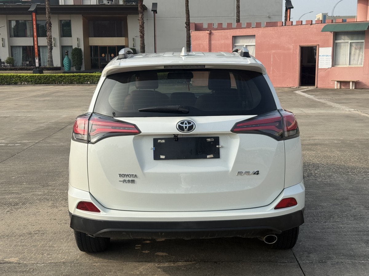 豐田 RAV4  2019款 榮放 2.0L CVT兩驅(qū)先鋒版圖片