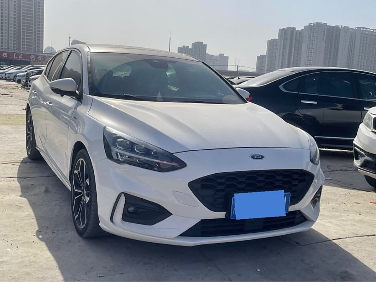 福特 ?？怂? 2019款 兩廂 EcoBoost 180 自動(dòng)ST Line圖片