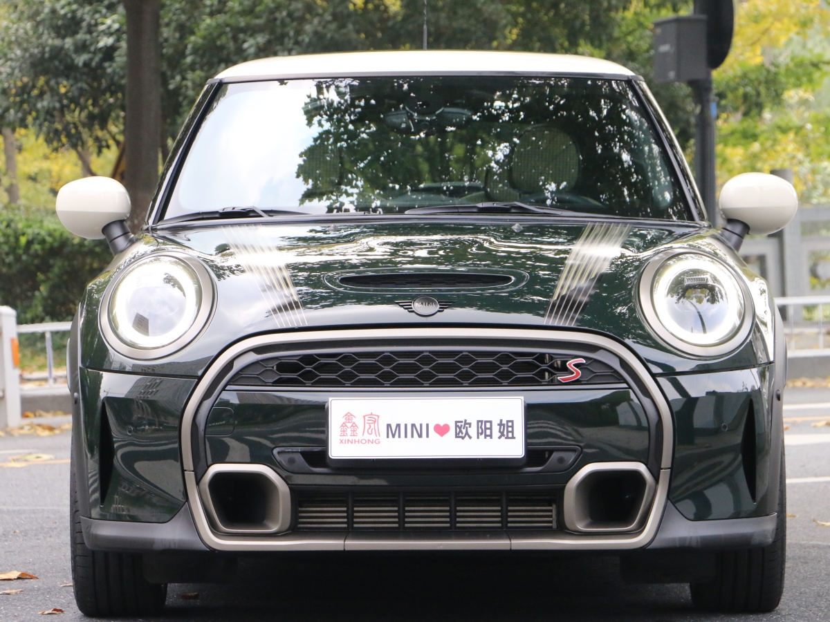 MINI MINI  2022款 2.0T COOPER S 執(zhí)迷特別版圖片