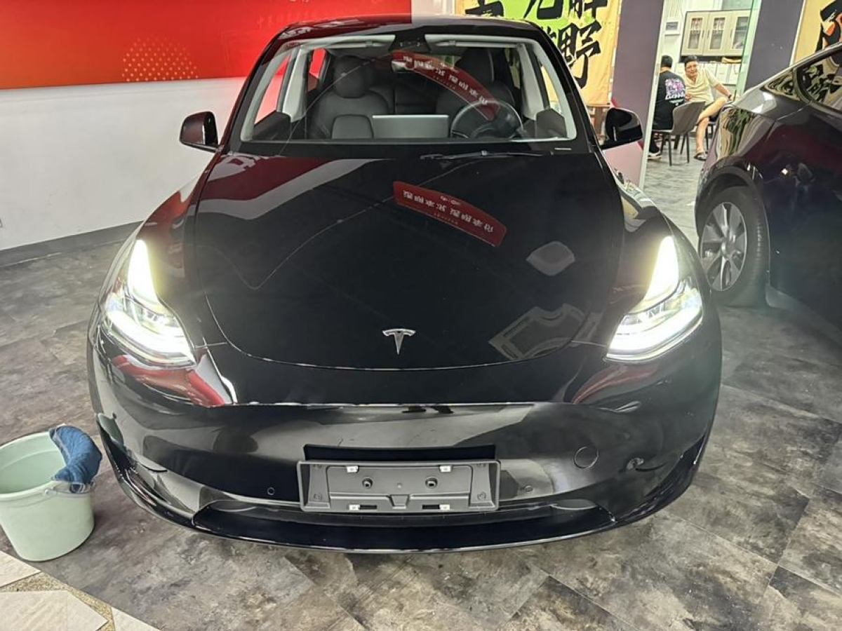 特斯拉 Model 3  2022款 后輪驅(qū)動(dòng)版圖片