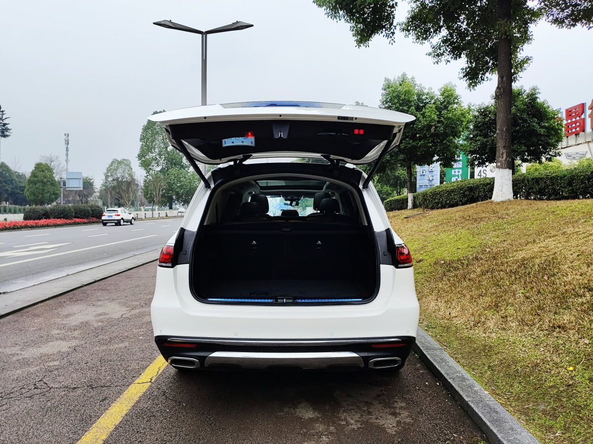 奔馳 奔馳GLS  2022款 改款 GLS 450 4MATIC 豪華型圖片