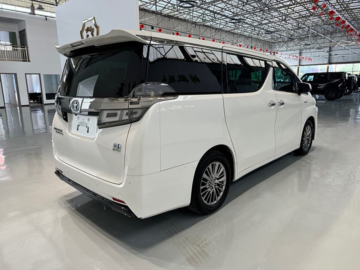 2020年6月豐田 威爾法  2020款 雙擎 2.5L HV尊貴版