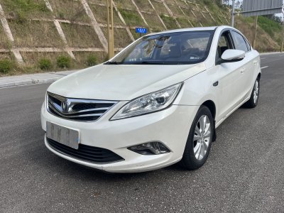 2014年9月 長(zhǎng)安 逸動(dòng) 1.6L 自動(dòng)豪華型圖片