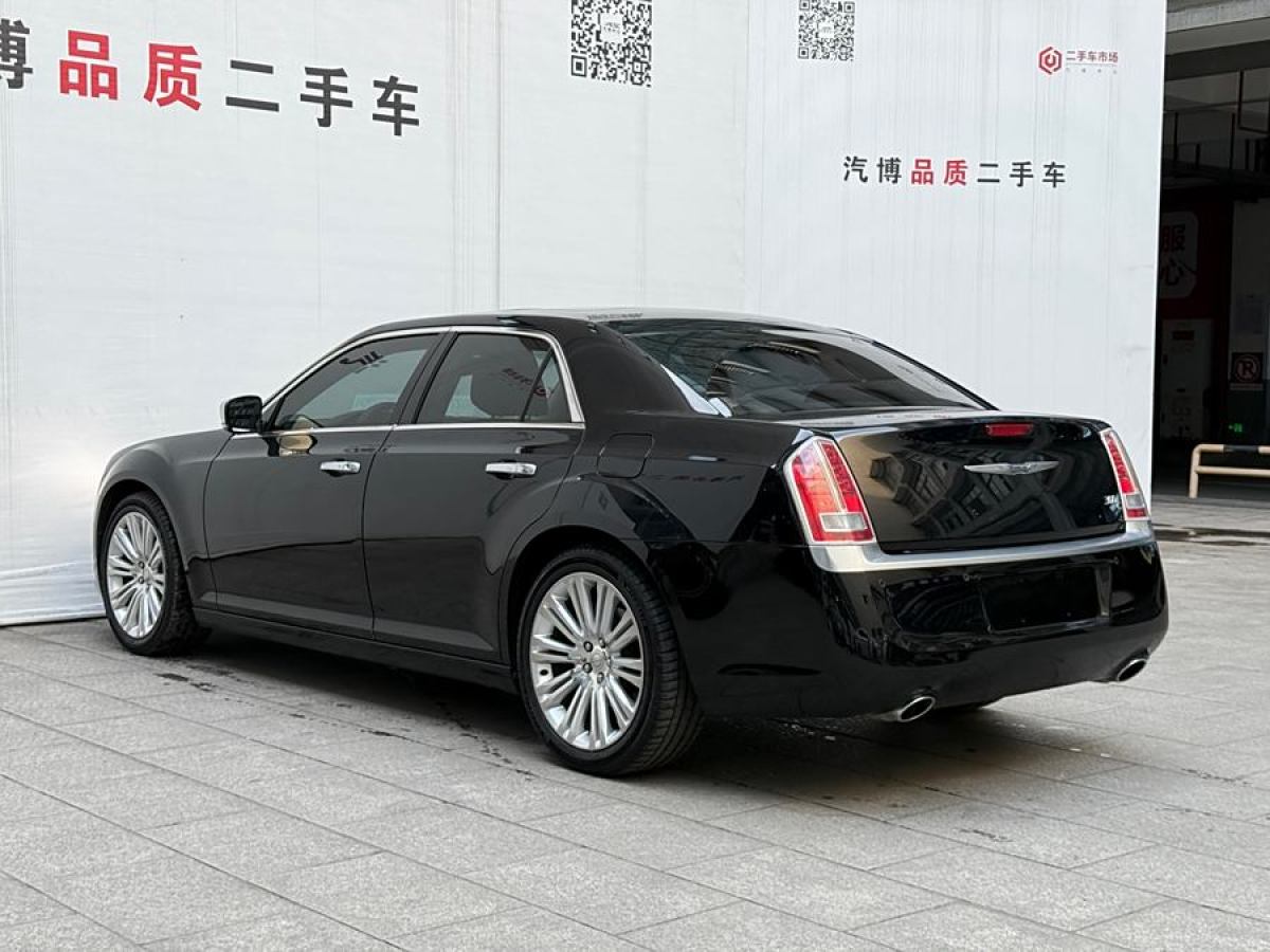 克萊斯勒 300C  2013款 3.6L 尊享版圖片