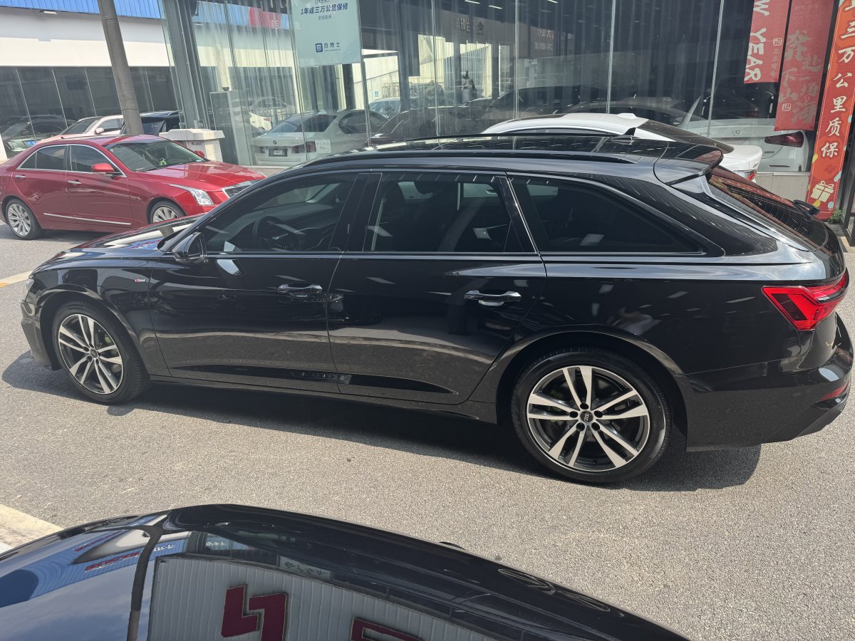 奧迪 奧迪A6  2022款 Avant 先鋒派 40 TFSI 豪華動感型圖片